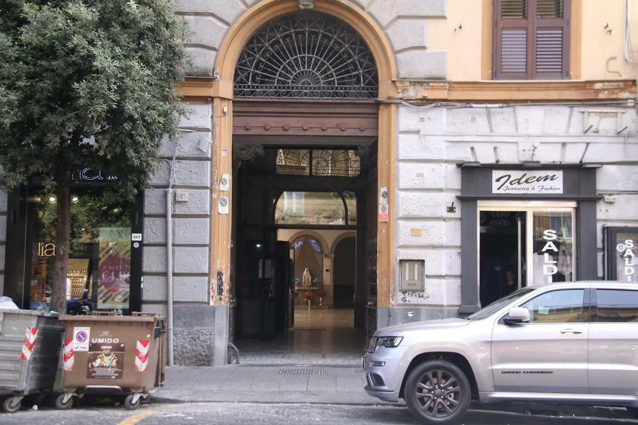 B&B Le Porte Di Napoli Naples
