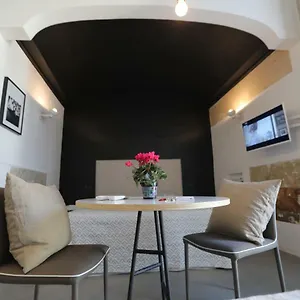Bed & Breakfast The Station, Napoli